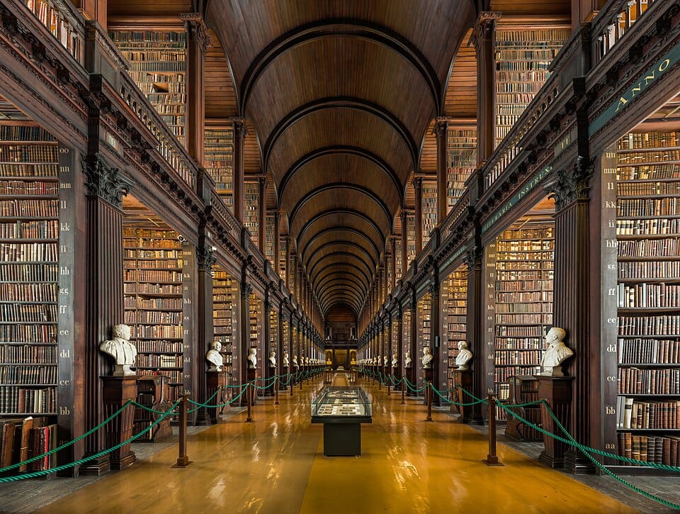 Trinity College & the Book of Kells