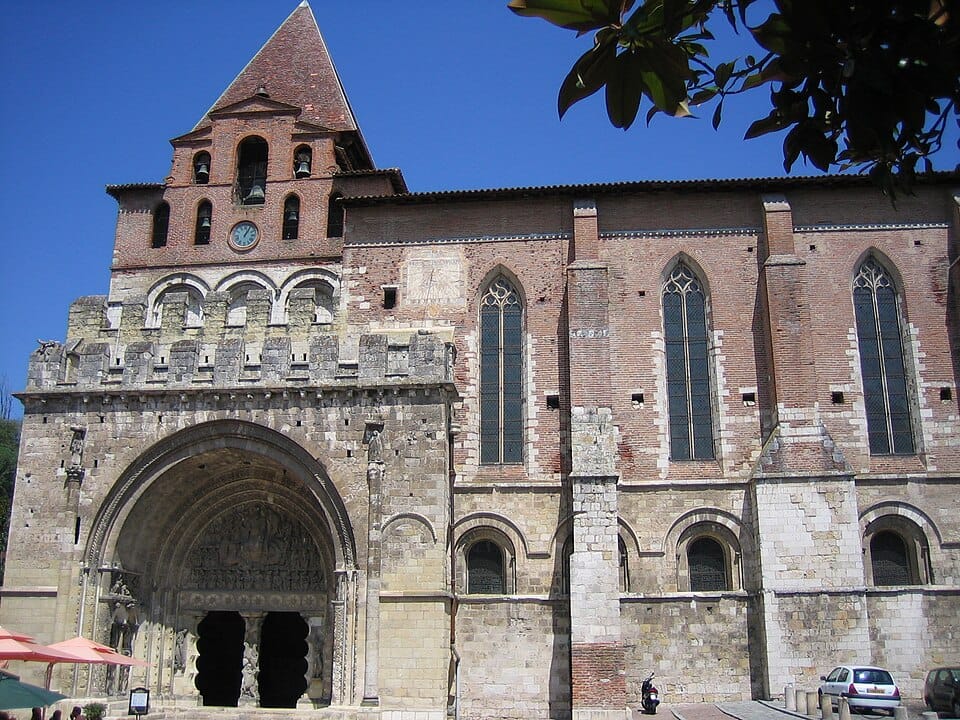 Cloister of Saint-Pierre